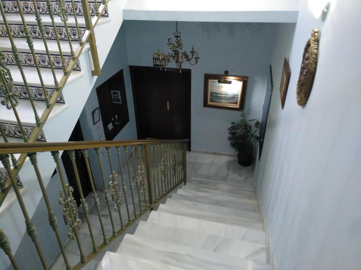 Hostal El Polígono Lucena Exterior foto