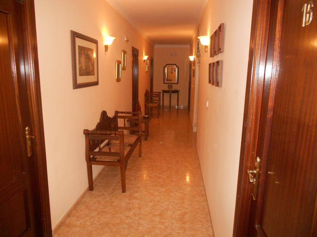 Hostal El Polígono Lucena Exterior foto