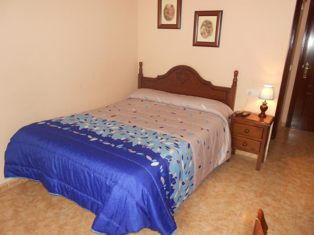 Hostal El Polígono Lucena Habitación foto